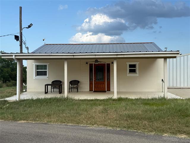 Primary Photo - 1040 Co Rd 3590