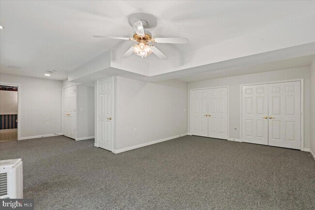 Building Photo - 28920 Livingston Dr