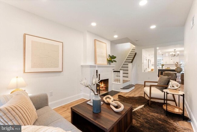 Building Photo - 209 Merion Ave