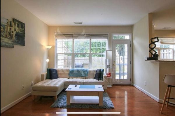 Building Photo - 743 Swan Neck Ln