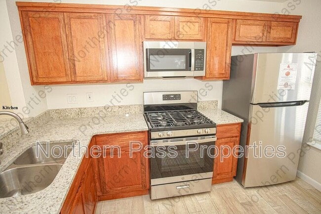 Building Photo - 3425 Risner Pl