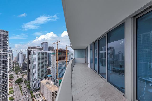 Building Photo - 200 Biscayne Boulevard Way