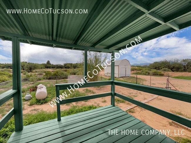 Building Photo - 1591 W Patton St