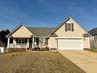 Building Photo - Lovely 3 Bed 2 Bath Home with Bonus Room