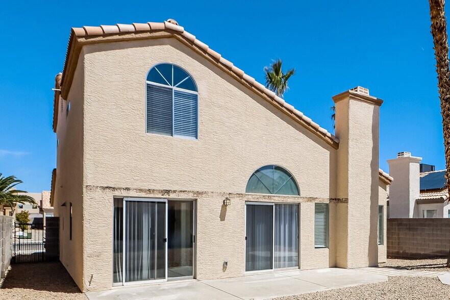 Building Photo - 1733 Autumn Rust Dr