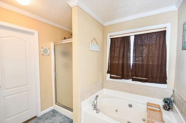 Building Photo - 886 Jefferson Walk Cir