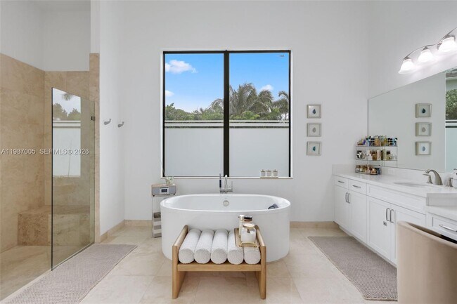 Building Photo - 2751 NW 70th Blvd