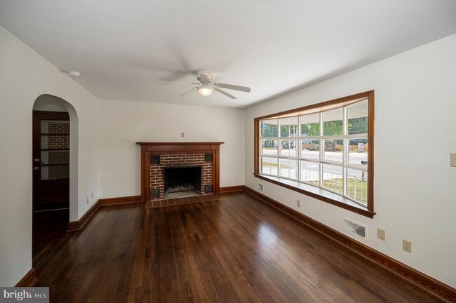 Building Photo - 1008 Garrisonville Rd