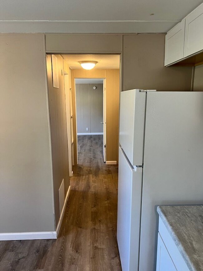 Building Photo - Fantastic 3 Bedroom/2 Bath Home
