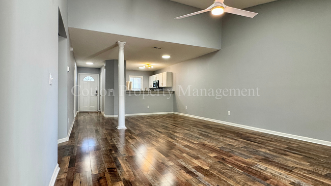 Building Photo - 4619 McClelland Dr