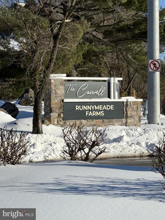 Building Photo - 405 Pritchard Pl