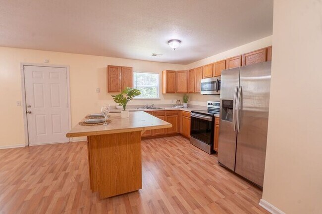 Building Photo - 7 Gimbal Cir