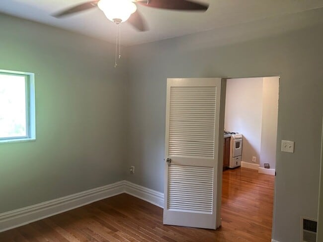 Building Photo - 721 Chislett St