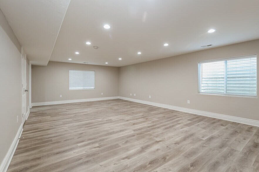 Building Photo - 12682 Diamondback Dr