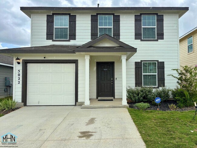 Primary Photo - Welcome to Your Dream Home! A Stunning 2-s...
