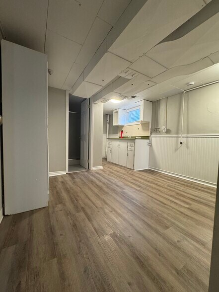 Building Photo - 3336 S Marion St