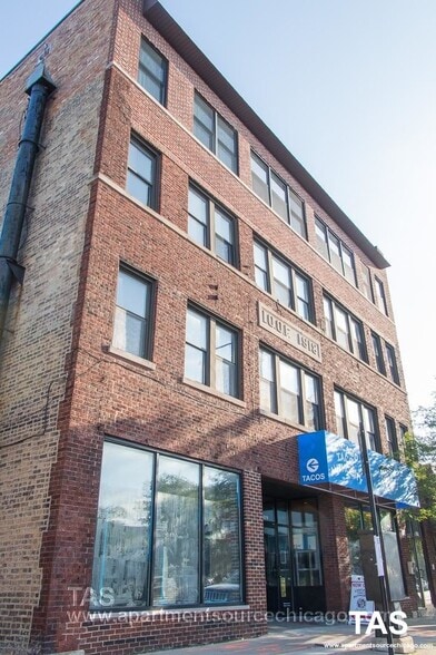 Building Photo - 4217 W Irving Park Rd