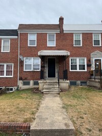 Building Photo - Eastfield townhome is Move-in Ready!