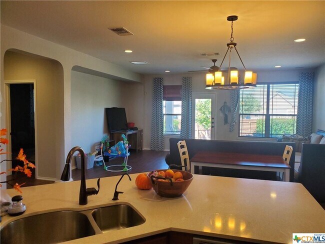 Building Photo - 2081 Turkey Creek