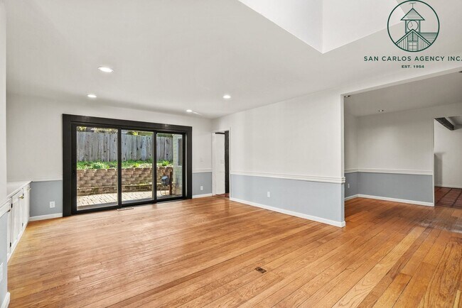 Building Photo - Spacious Three Bedroom Home in Country Club Area of Pebble Beach