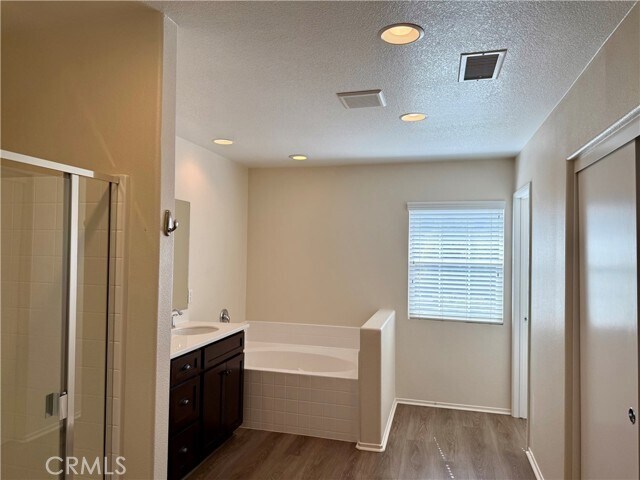 Building Photo - 30496 Wide Plains Ct
