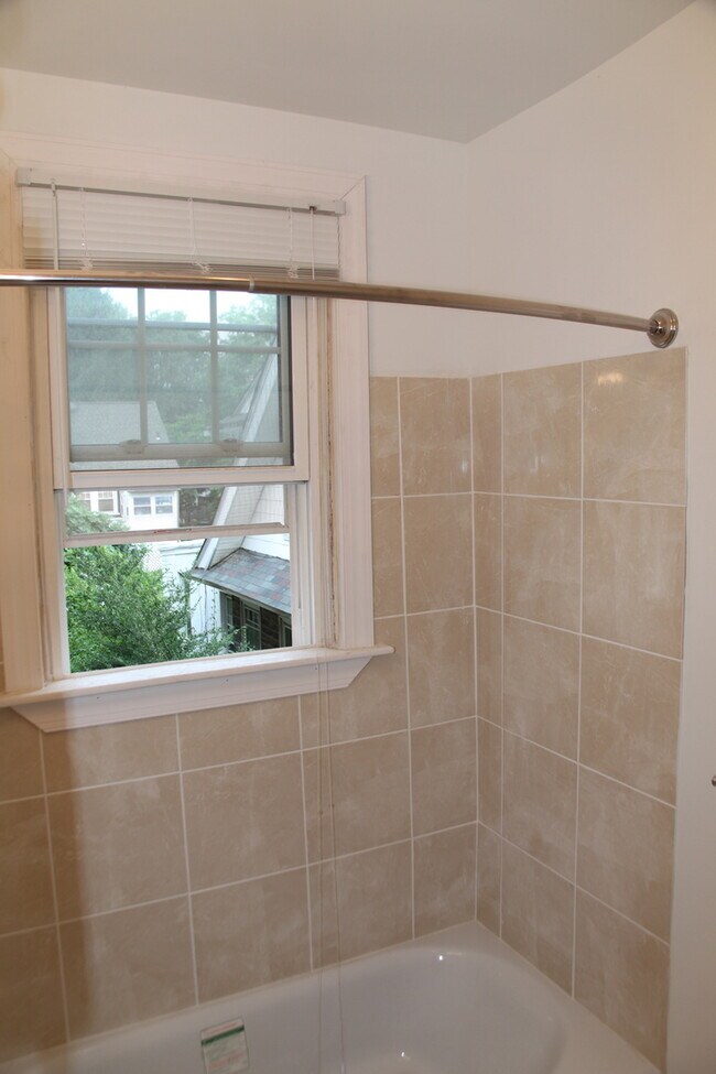 Interior Photo - Southmore Court