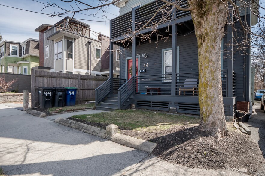 Building Photo - 44 Cameron Ave
