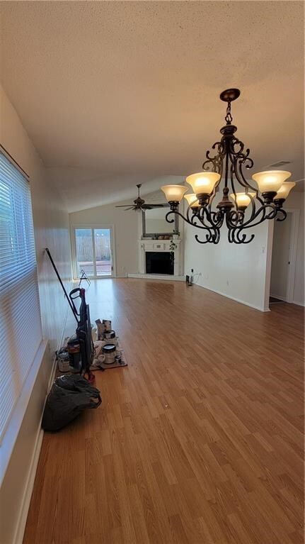 Building Photo - 201 Putters Ln