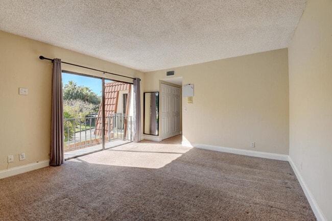 Building Photo - 3409 Spanish Wells Dr