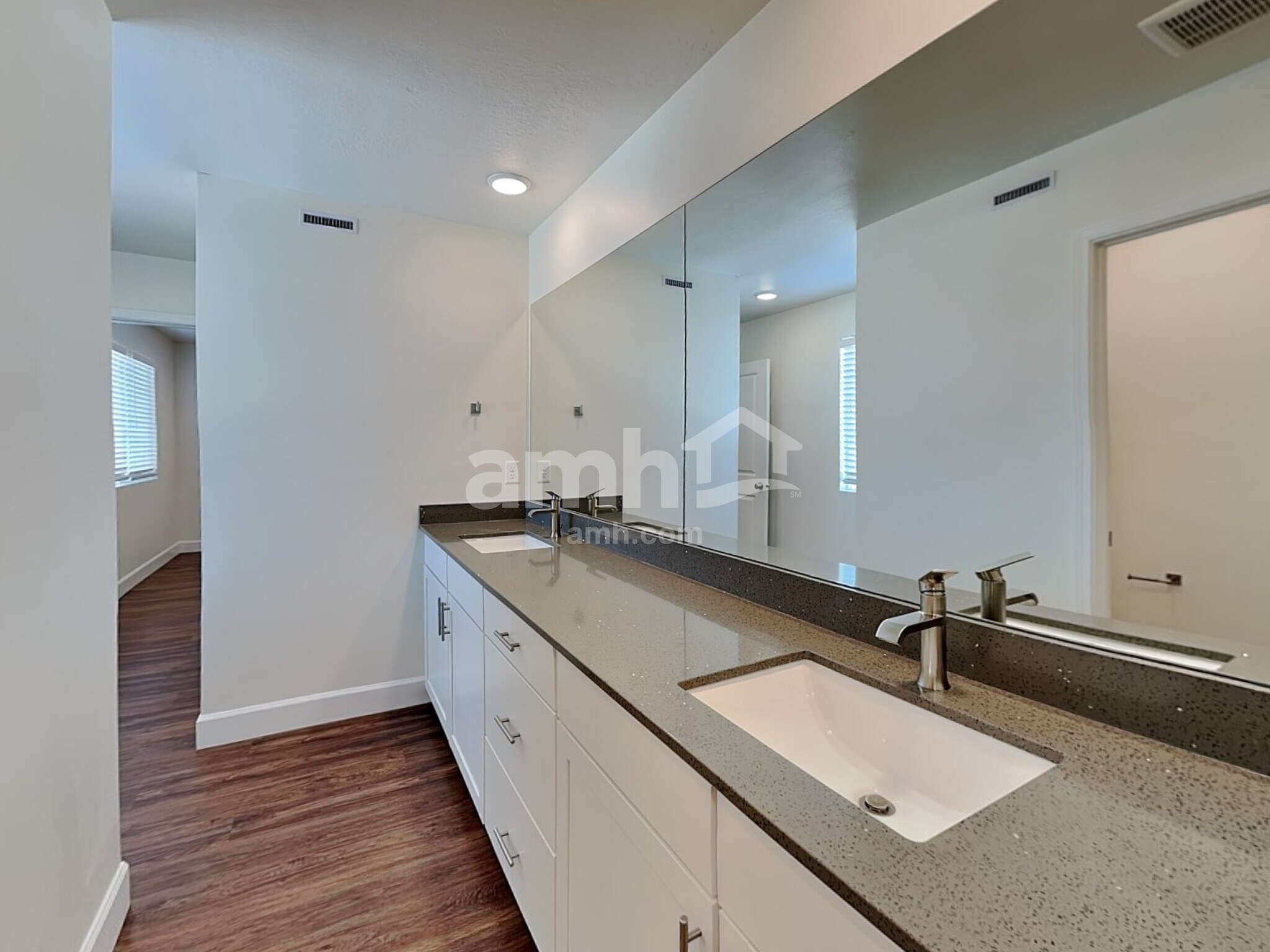 Building Photo - 2604 W 3340 S