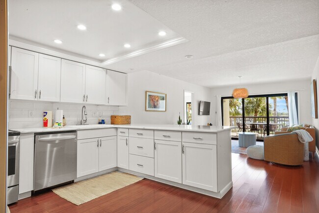 Building Photo - 3200 Gulf Blvd