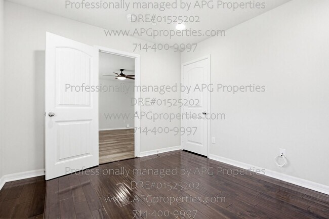 Building Photo - 139 Thompson Ave