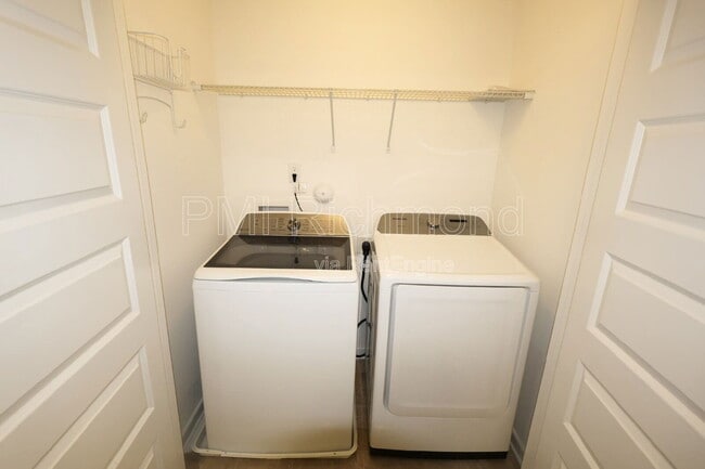 Building Photo - 12005 Rubystone Dr