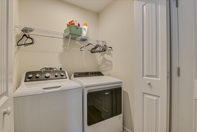 Building Photo - 2047 Catlet Ct