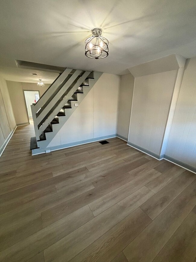 Building Photo - Newly Renovated 4 Bedroom, 1.5 Bath in Pottstown