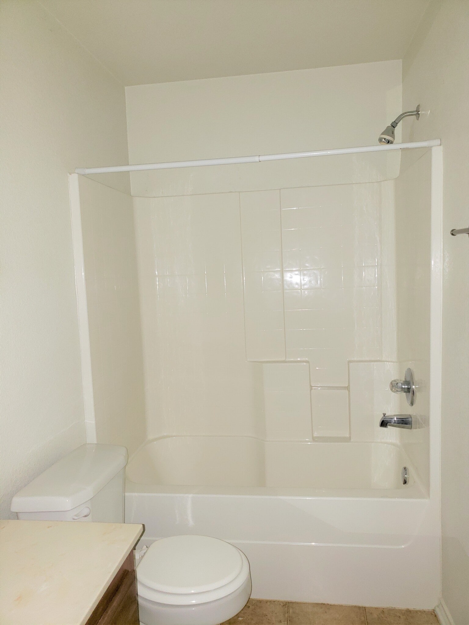 Building Photo - 2810 Ashley Dr