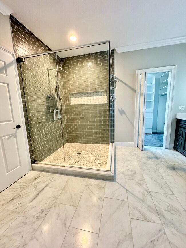 Building Photo - LUXURY RENTAL In Maitland - Winter Park Area 32751