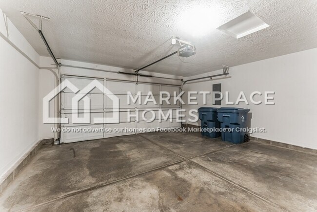 Building Photo - 3553 Chokecherry Ln