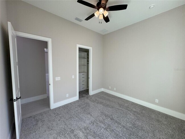 Building Photo - 547 Sanctuary Golf Pl