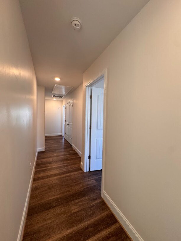 Building Photo - Inquire today on how to get FREE rent!