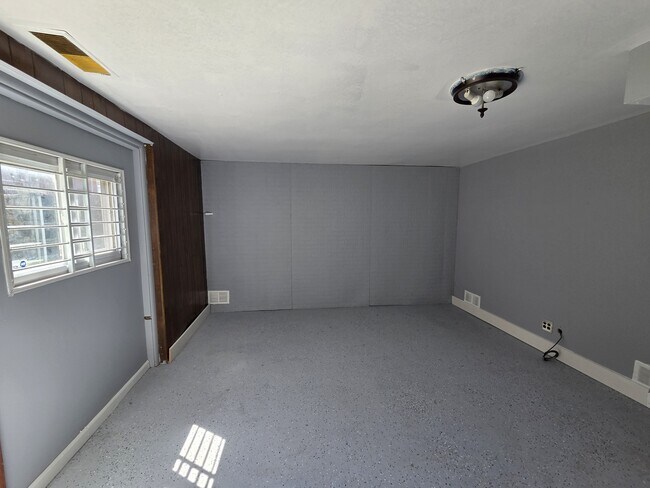 Building Photo - 8044 Mars Pl