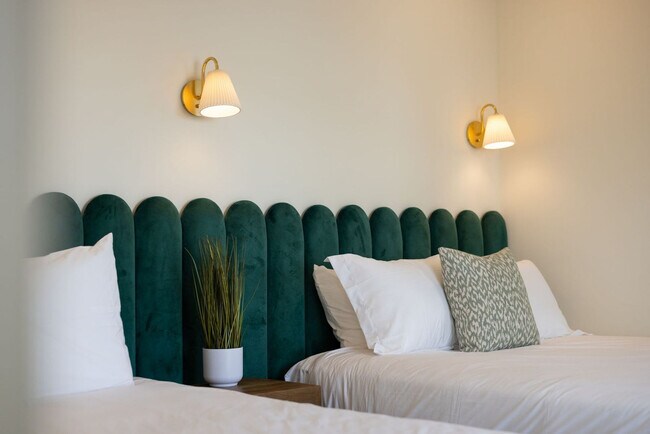 Building Photo - 1117 3rd Ave S