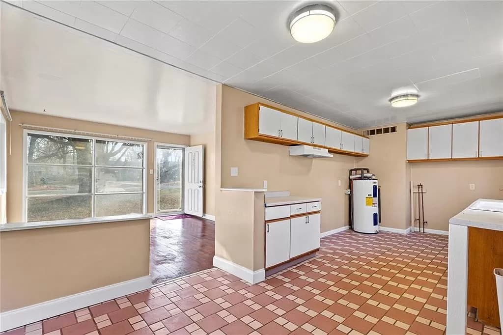 Building Photo - 1260 Farley Dr