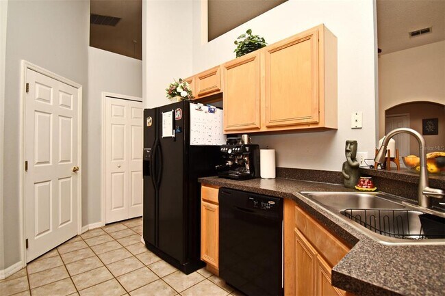 Building Photo - 2634 Gold Dust Cir