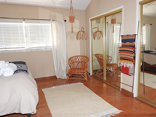 Building Photo - 56814 Mountain View Trail