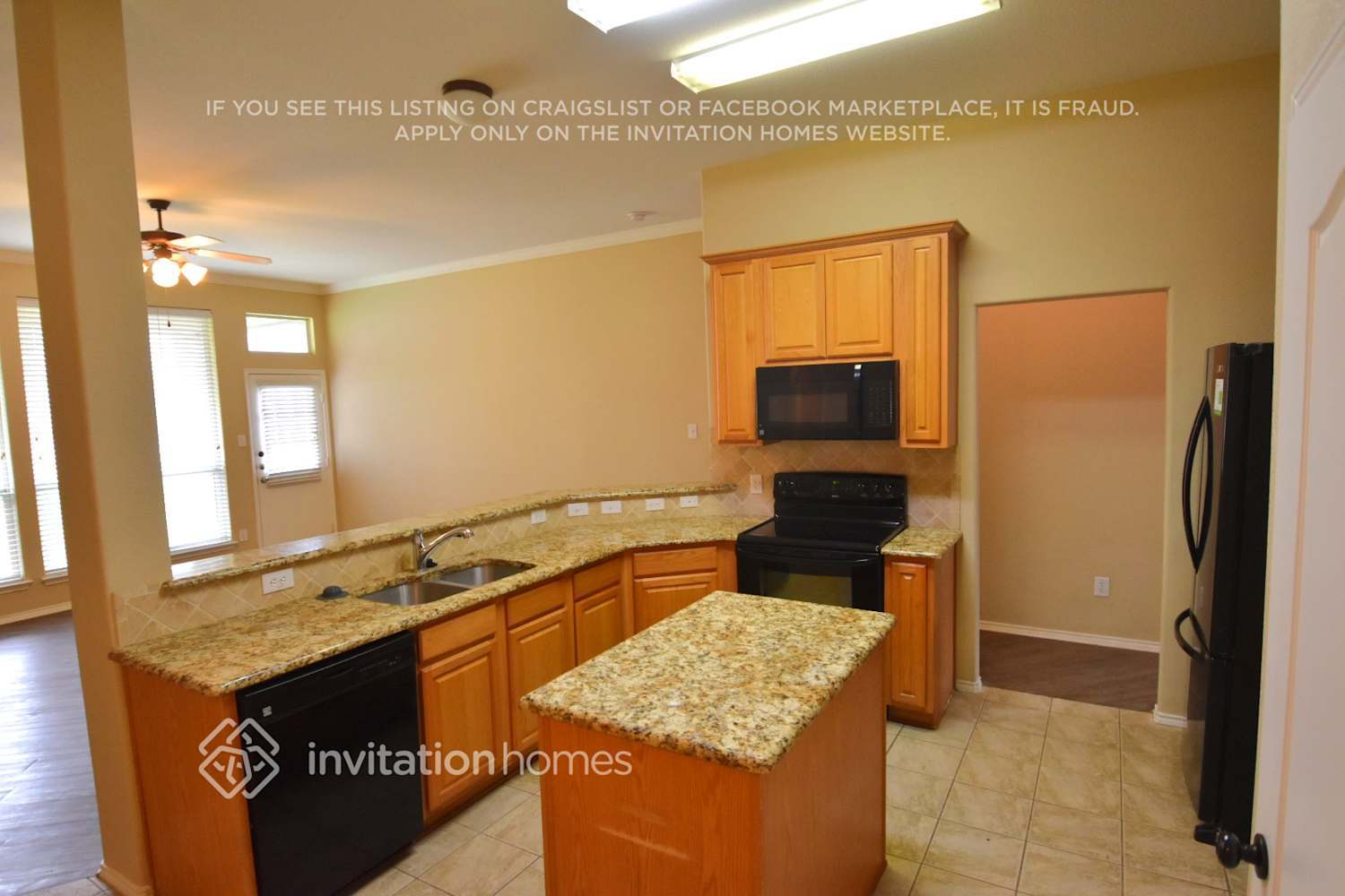 Building Photo - 113 Singletree Ln