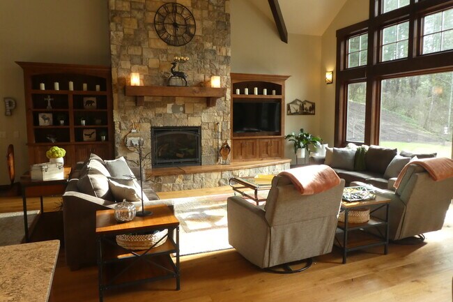 Building Photo - 22035 S Wisteria Rd