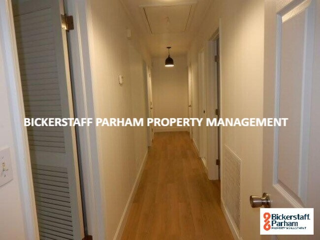 Building Photo - Luxury, Location, and Convenience. Near Heath Park!!