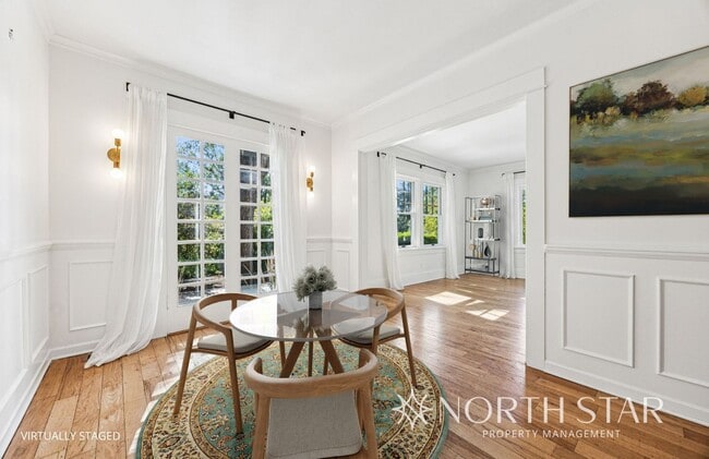 Building Photo - Charming Broadmoor Historic Farmhouse on a...