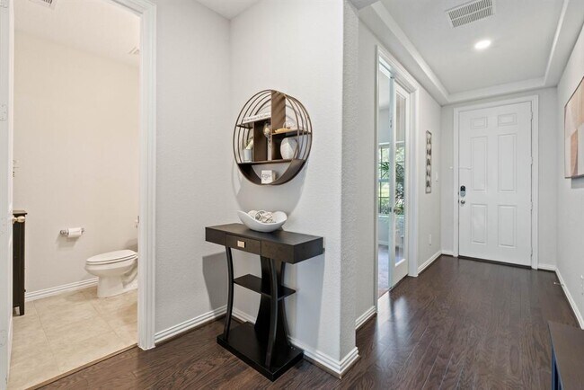 Building Photo - 519 Carina Gaze Dr